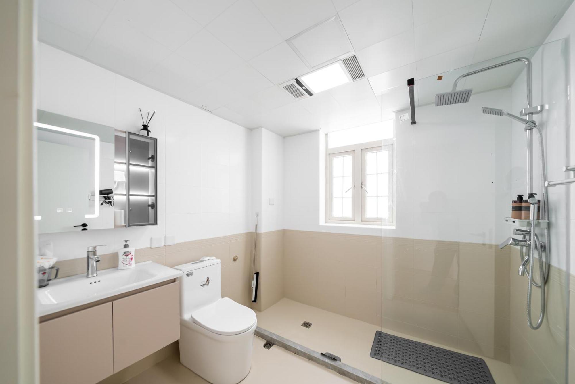 Shanghai Yi Du B&B -Family - Friendly Suite Close To People'S Square And Subway Buitenkant foto